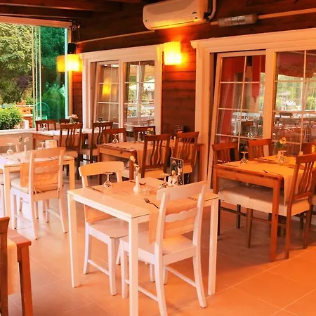Club Grand Becassier Hotel